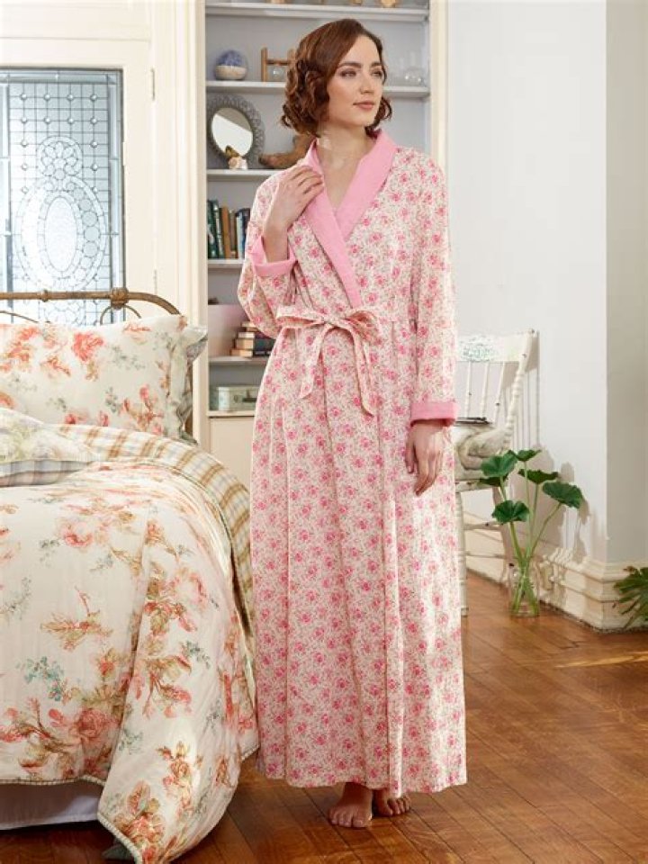 what is a dressing gown