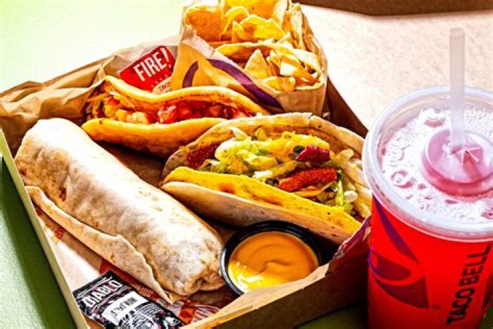What is shift lead at Taco Bell?
