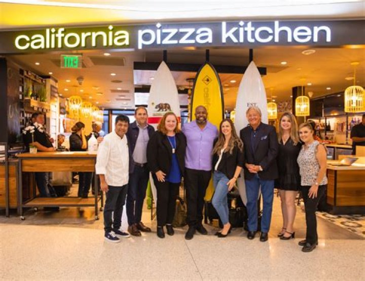 What is there to eat at California Pizza Kitchen