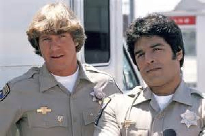 What season did Larry Wilcox leave CHiPs?
