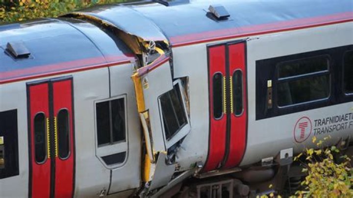 What was the worst train derailment?