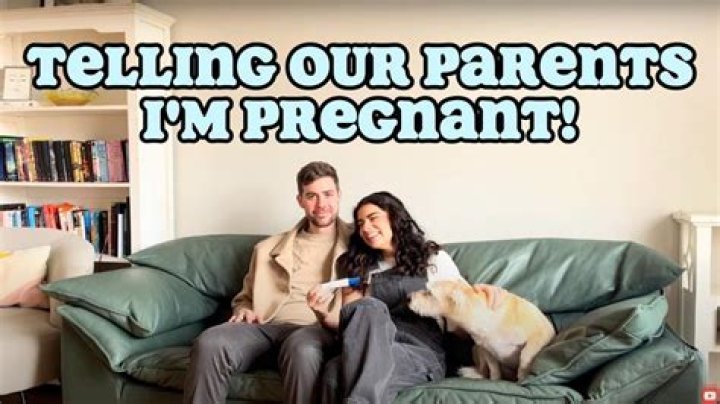 When should I tell my grandparents Im pregnant