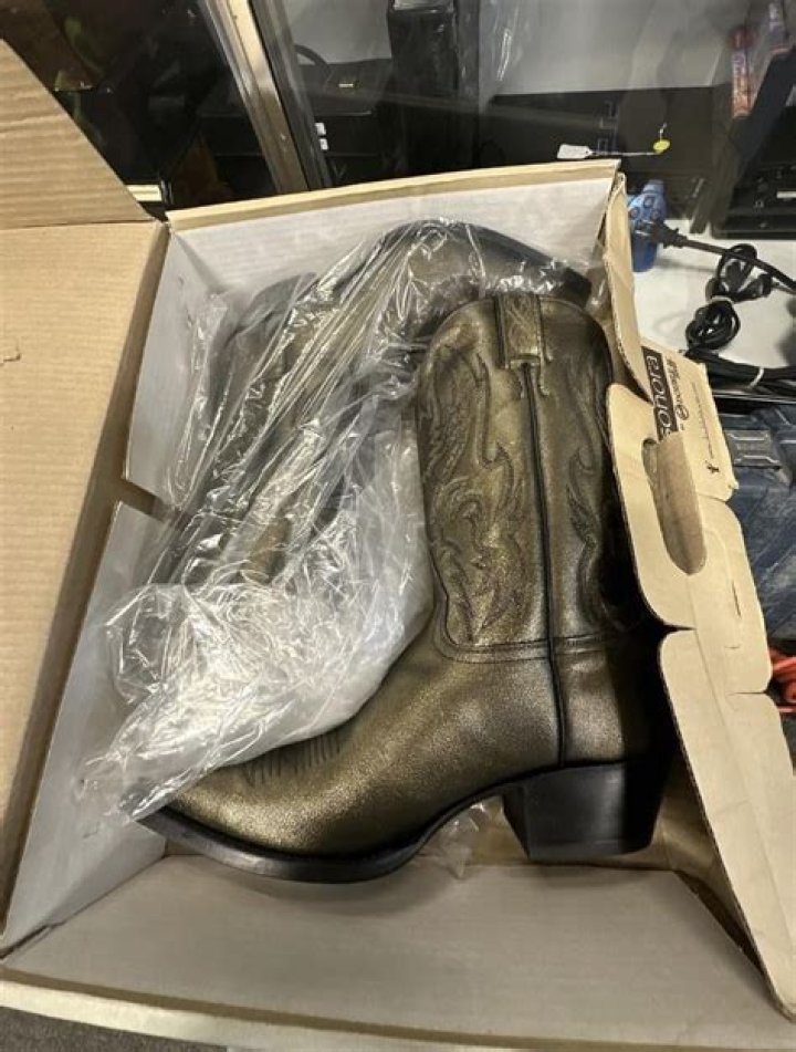 Where are HH boots made