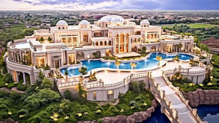 Which is biggest house in India