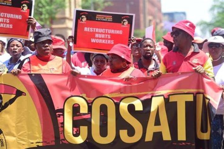 Which unions belong to COSATU?