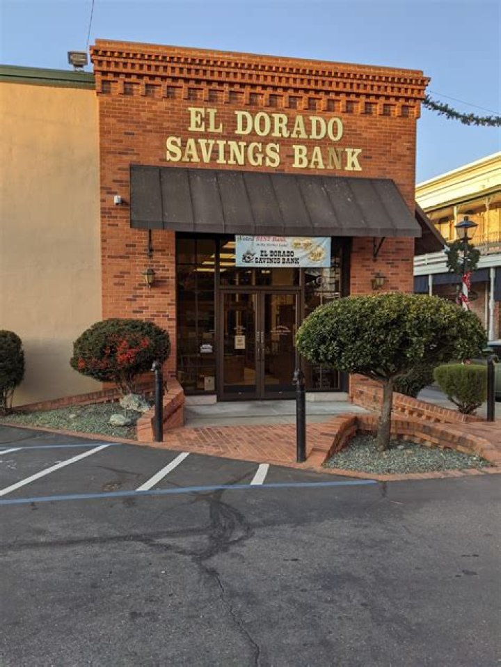 Who bought El Dorado Savings Bank?