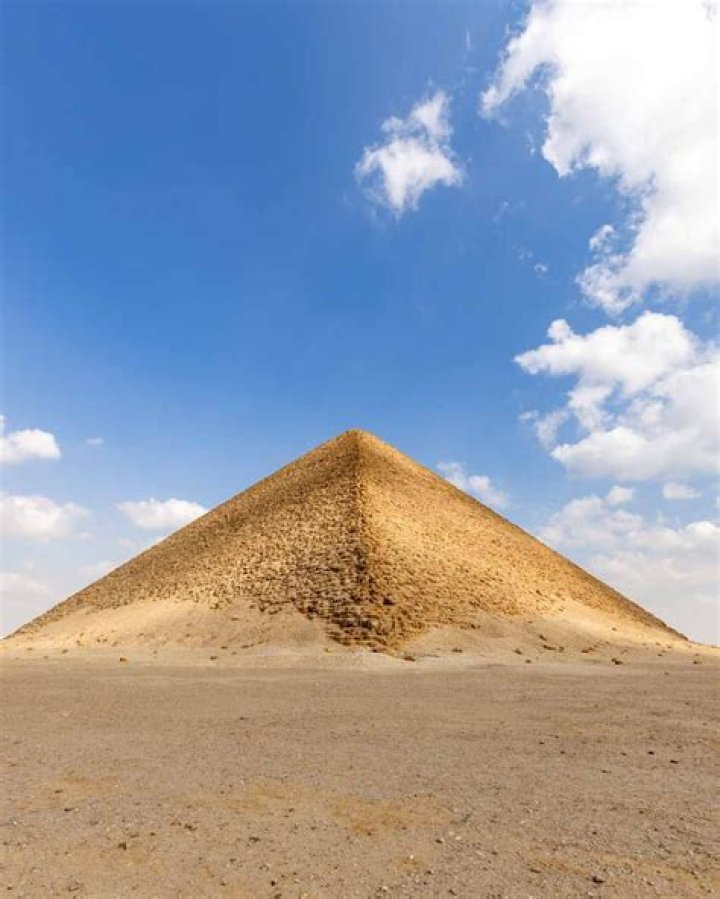 Who built the city of Siri?