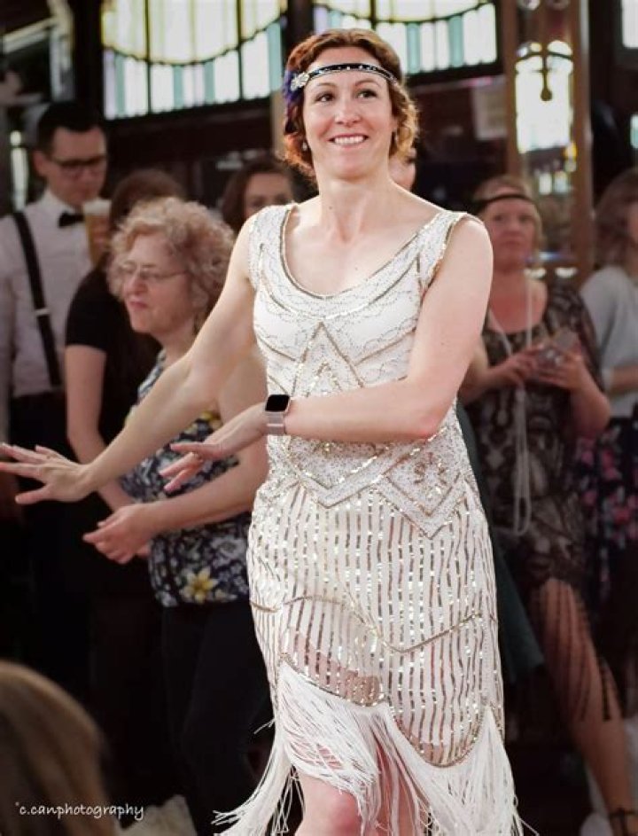 Who invented the flapper dress