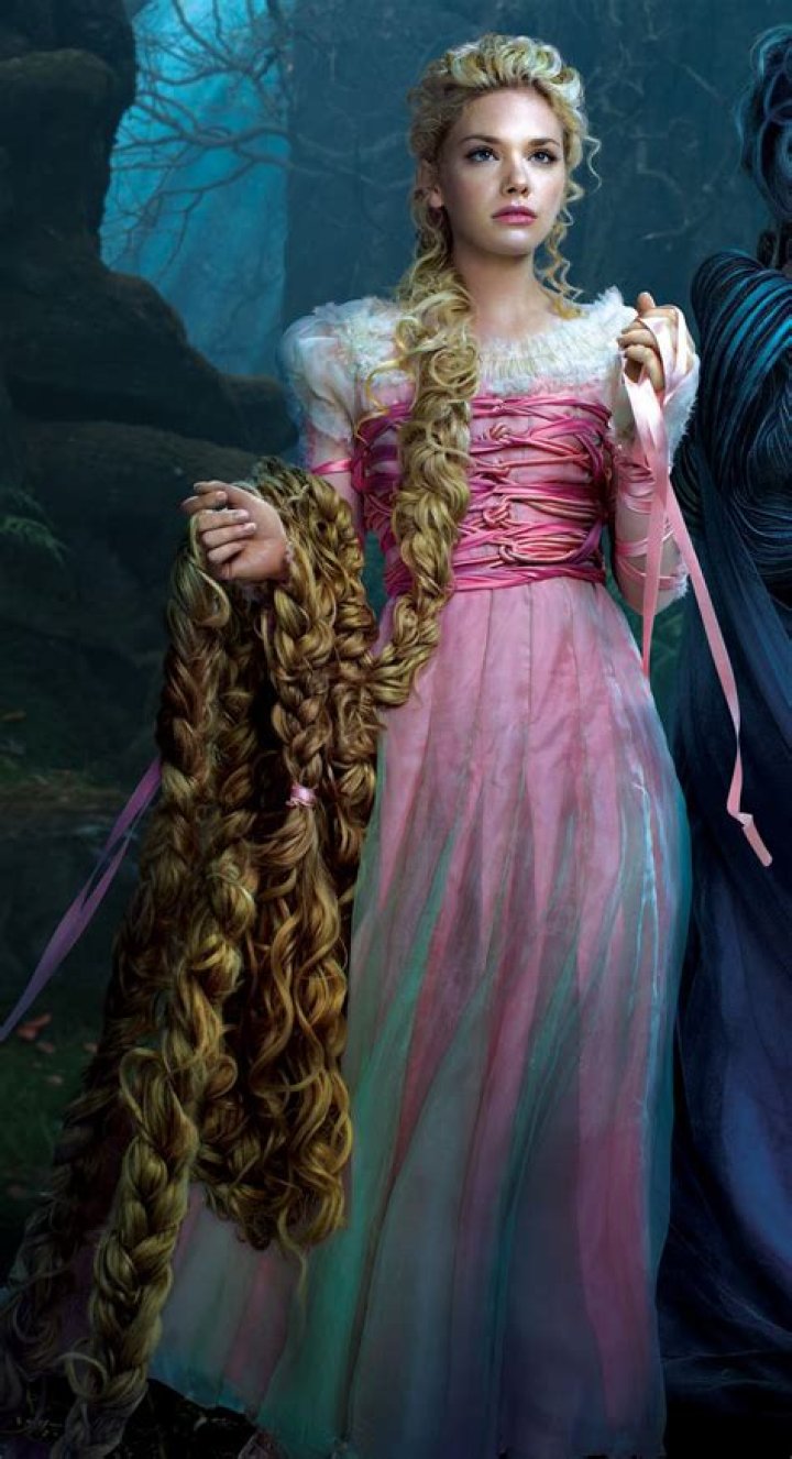 who plays rapunzel in into the woods