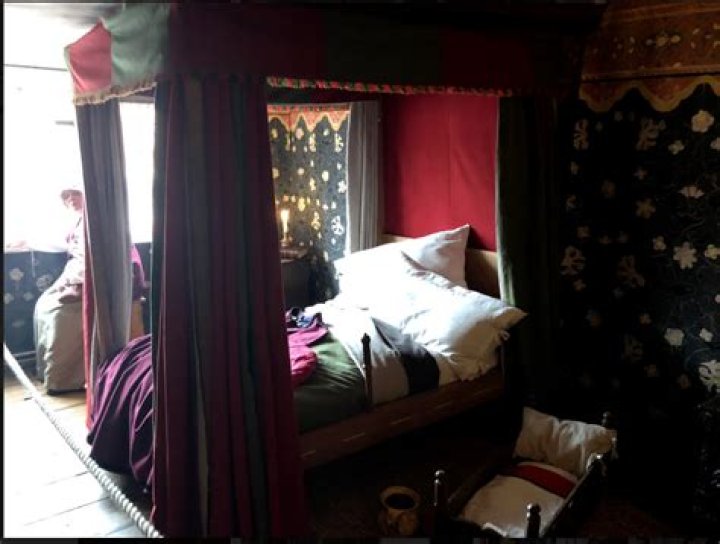 Why did Beds have canopies
