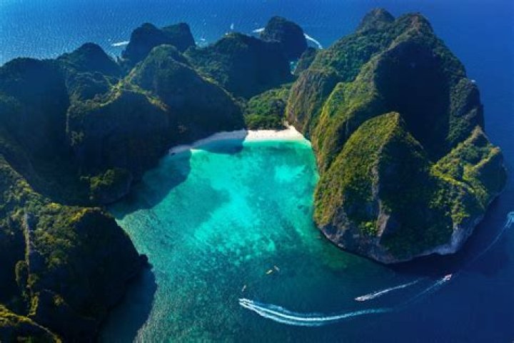 Why is Phi Phi island closed?